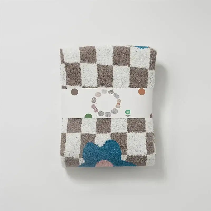 Checkered beige & white knitted blanket throws 130x160cm bedroom decor