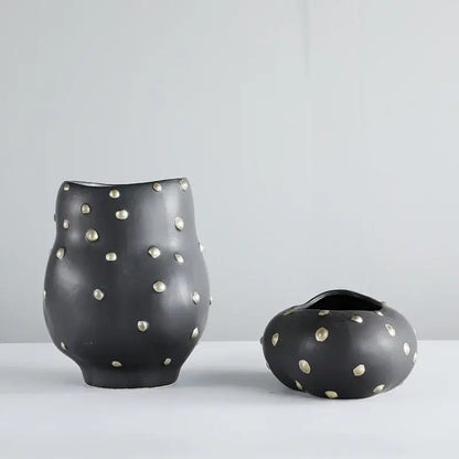 Chic black resin flower pot with gold accent – living room vase
