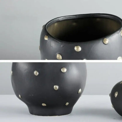 Chic black resin flower pot with gold accent – living room vase