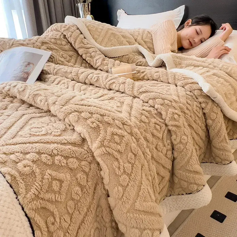 Chunky knit cream & black coral fleece blanket bedroom throw