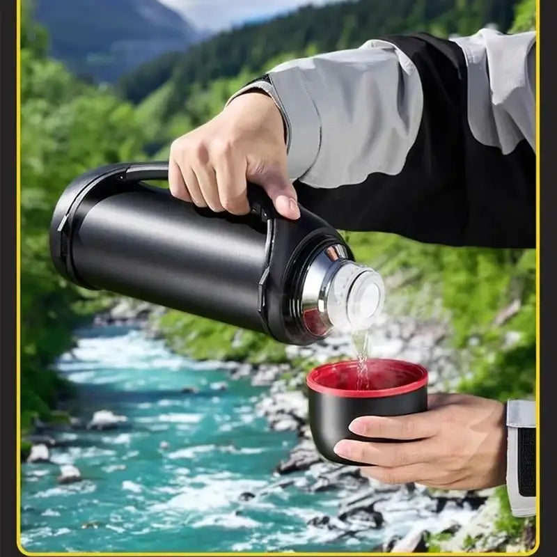 Classic black & red vacuum thermos flask outdoor kitchen bottle
