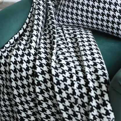 Classic black & white houndstooth throw blanket – living room fringed scarf