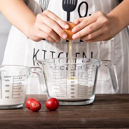 Clear borosilicate glass measuring cup kitchen baking jug