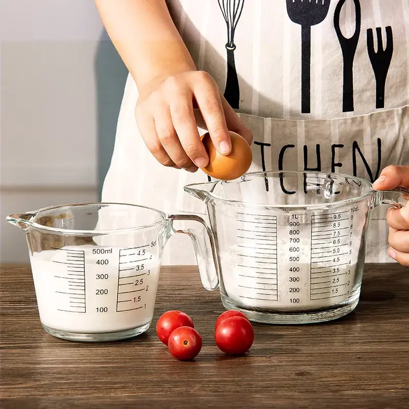 Clear borosilicate glass measuring cup kitchen baking jug