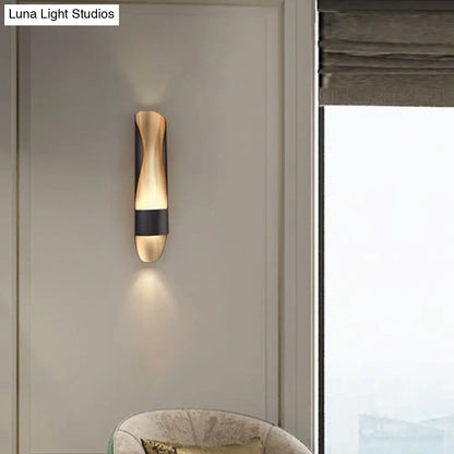 DecorBites™ Contemporary Black LED Metal Wall Sconce with Twisted Tube Design