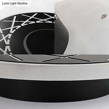 Contemporary black & white geometric wall lamp for living room