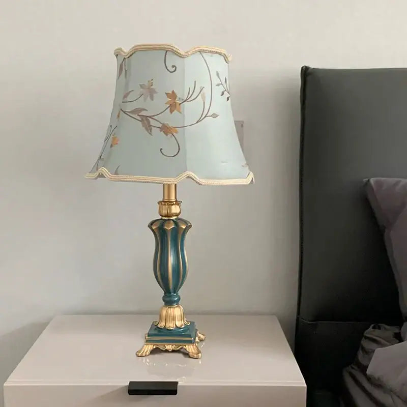 Country pastoral desk lamp cream & gold floral bedroom light