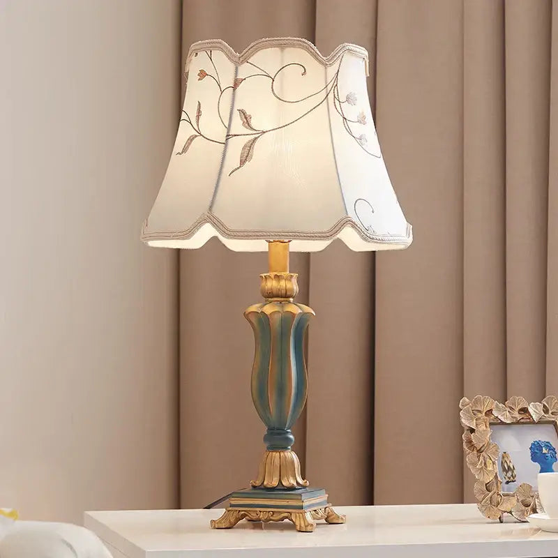 Country pastoral desk lamp cream & gold floral bedroom light
