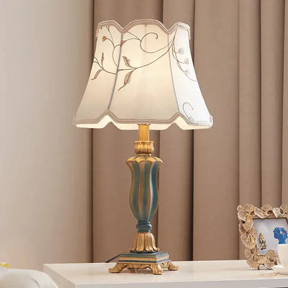 Country pastoral desk lamp cream & gold floral bedroom light