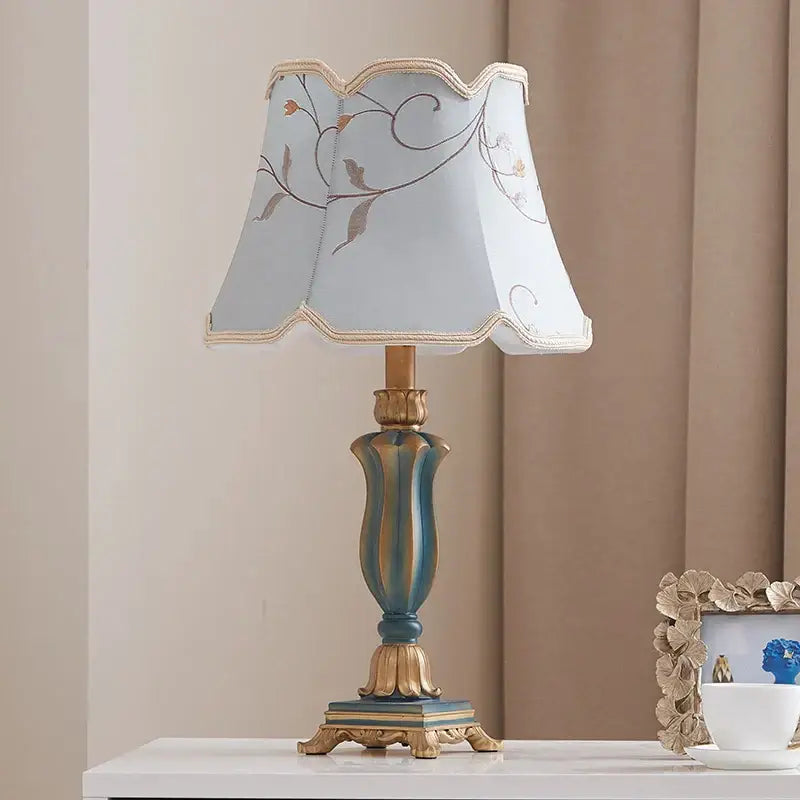Country pastoral desk lamp cream & gold floral bedroom light