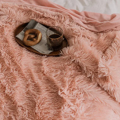 Cozy faux fur throw blanket pink bedroom soft fluffy texture