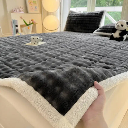 Cozy faux rabbit fur pink & white quilted mattress pad bedroom mat