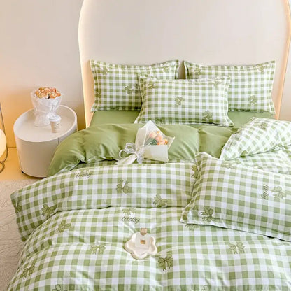 Cozy flower print cream teddy bear bedding set bedroom decor