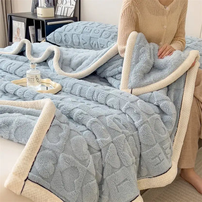 Cozy jacquard taffeta blue & cream flannel nap blanket bedroom comforter