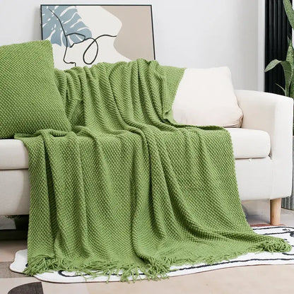 Cozy knitted sofa blanket with tassels – living room textured throw