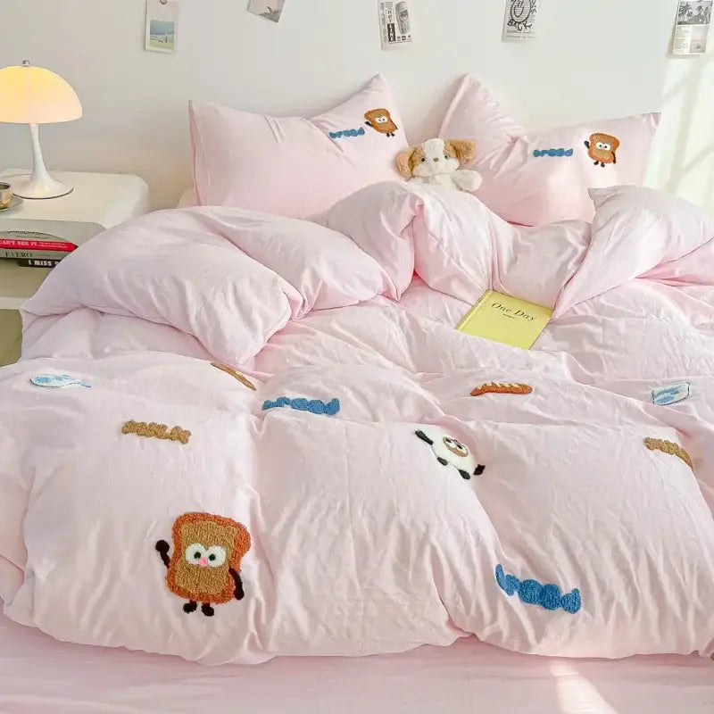 Cream cartoon embroidery jacquard comforter set bedroom bed linen