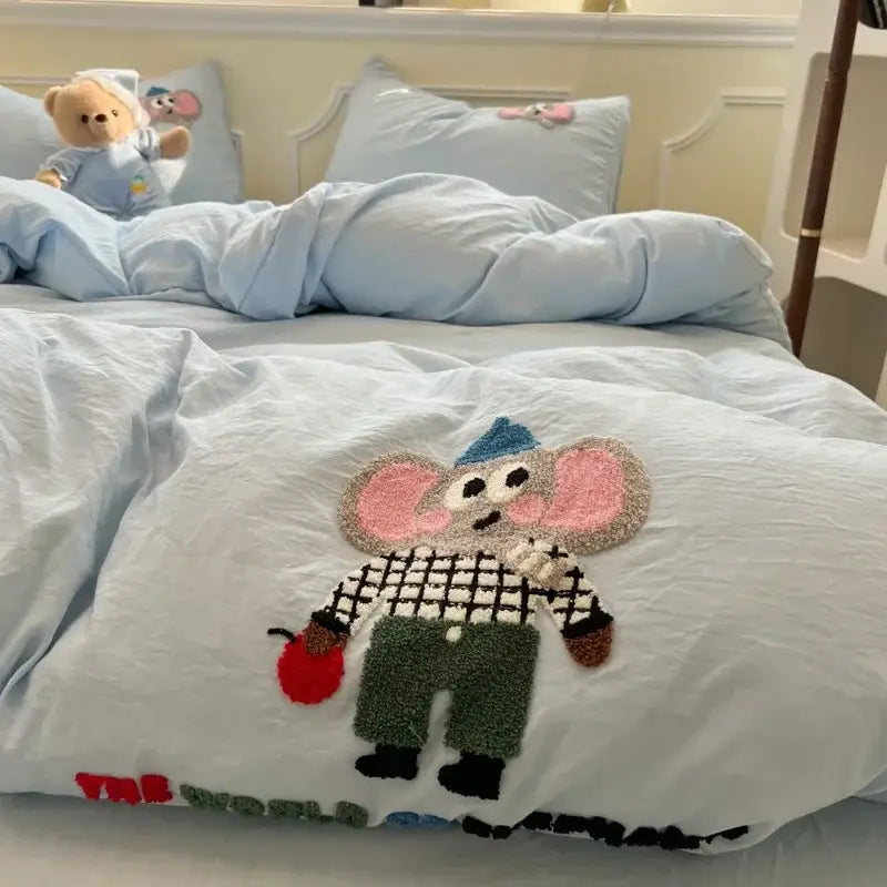 Cream cartoon embroidery jacquard comforter set bedroom bed linen