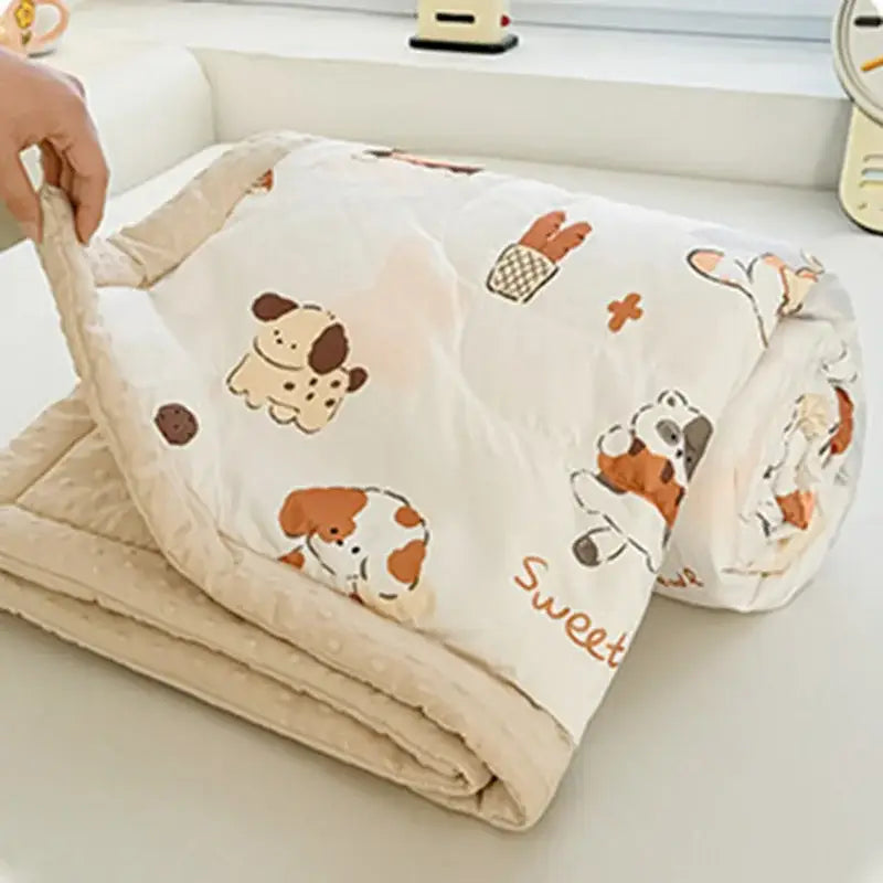 Cream cartoon pattern summer quilt – bedroom soft duck comforter