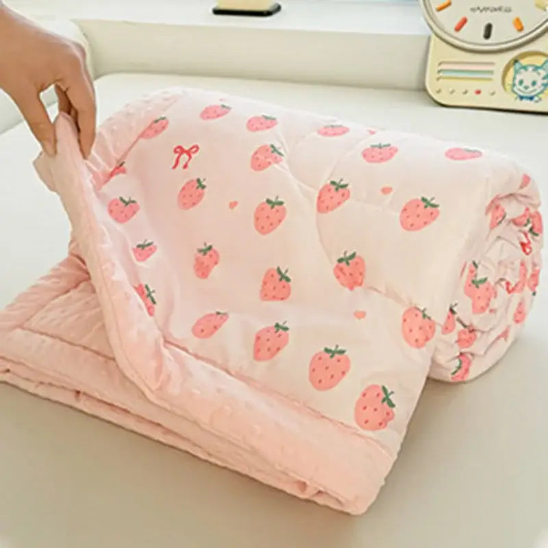 Cream cartoon pattern summer quilt – bedroom soft duck comforter