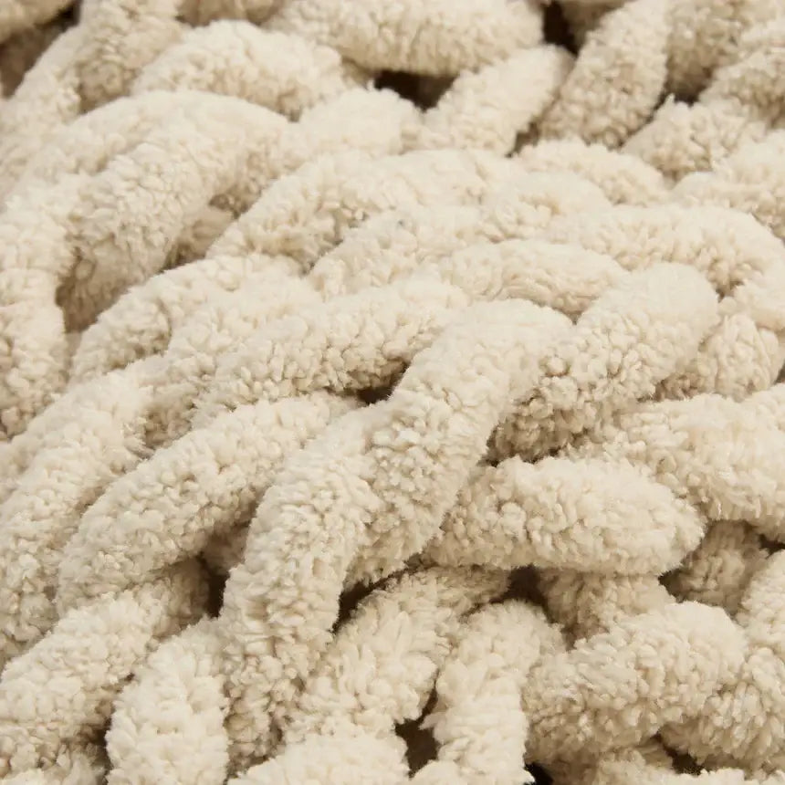 Cream cozy chenille chunky knit blanket bedroom throw