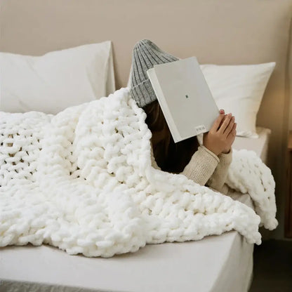 Cream cozy chenille chunky knit blanket bedroom throw