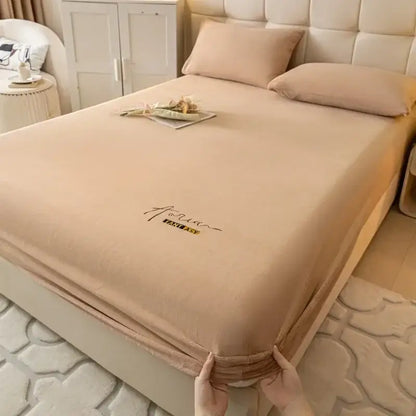 Cream embroidered cozy velvet fitted sheet bedroom bed cover