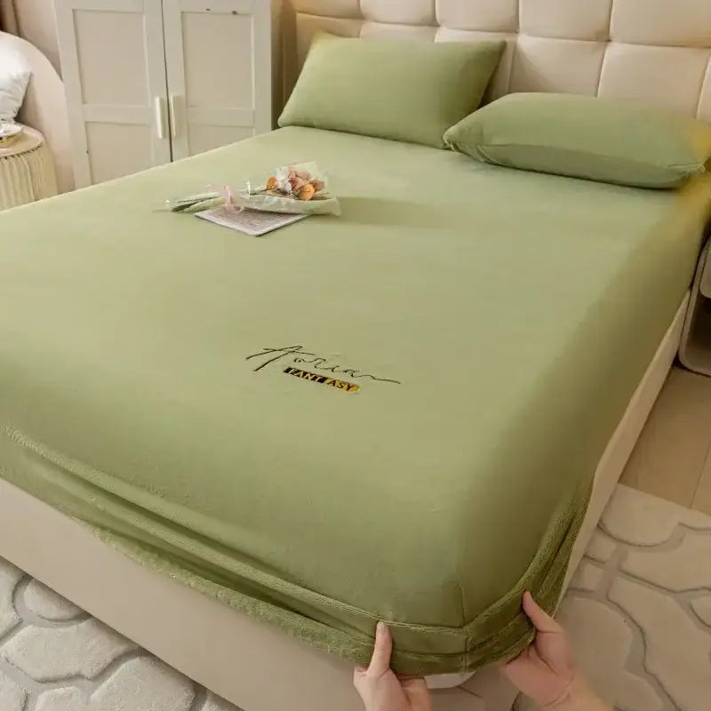 Cream embroidered cozy velvet fitted sheet bedroom bed cover