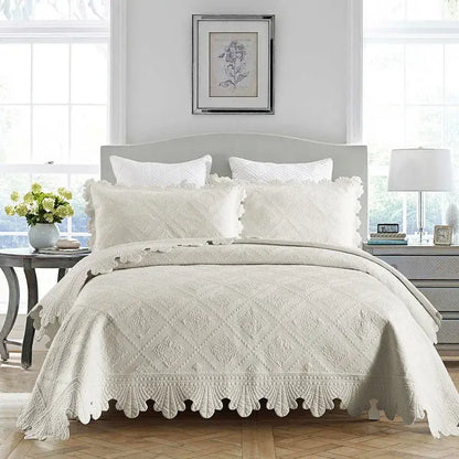 Cream scalloped diamond cotton embroidery quilt set bedroom bedspread