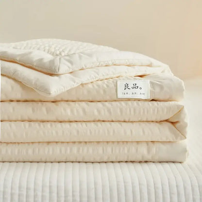 Cream textured ice cream air bubble summer quilt bedroom blanket
