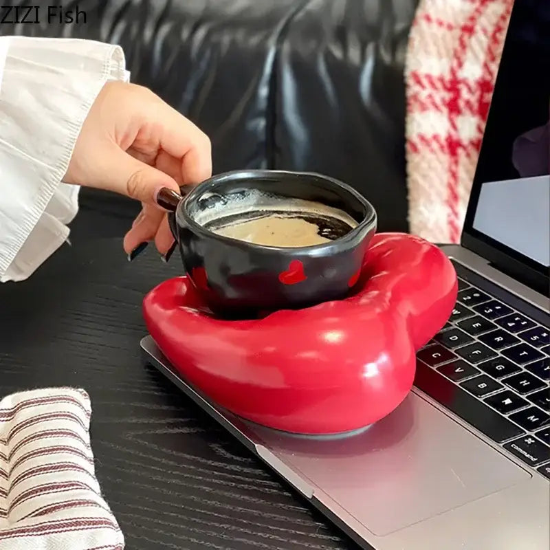 Creative heart porcelain coffee mug set black & red kitchen decor