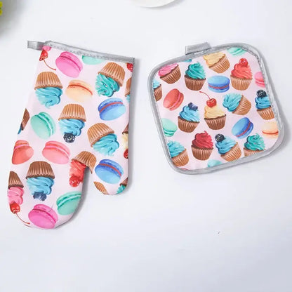 Cupcake print cotton kitchen baking gloves and pot holder set