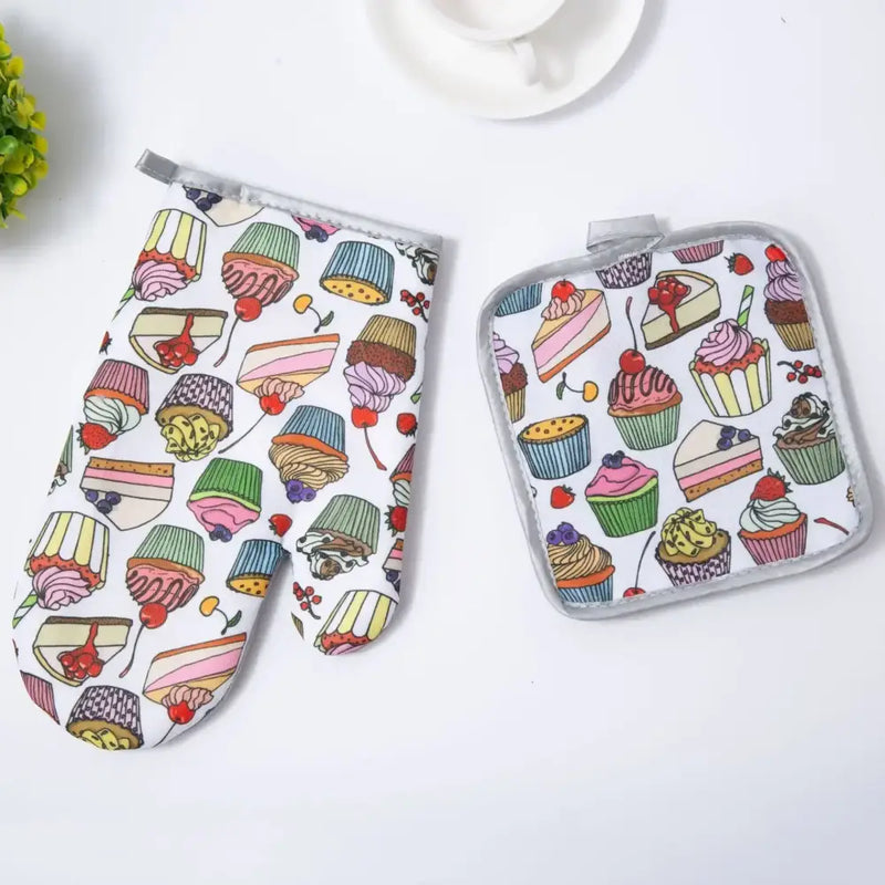 Cupcake print cotton kitchen baking gloves and pot holder set
