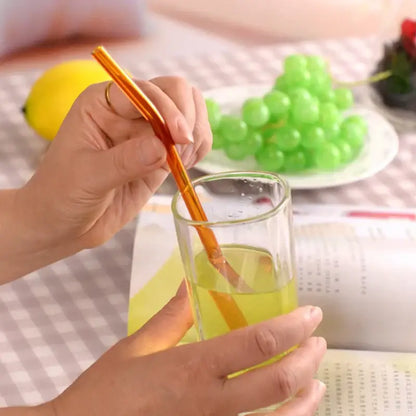 Curved amber glass drinking straw kitchen accessory