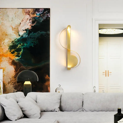 DecorBites™ Curved Golden LED Wall Sconce in Warm/White Light - Stylish Aluminum Fixture