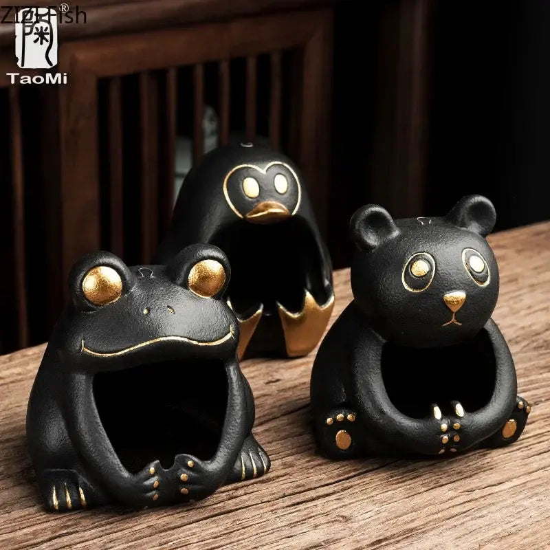Cute black and gold cartoon animal ceramic ashtray living room decor