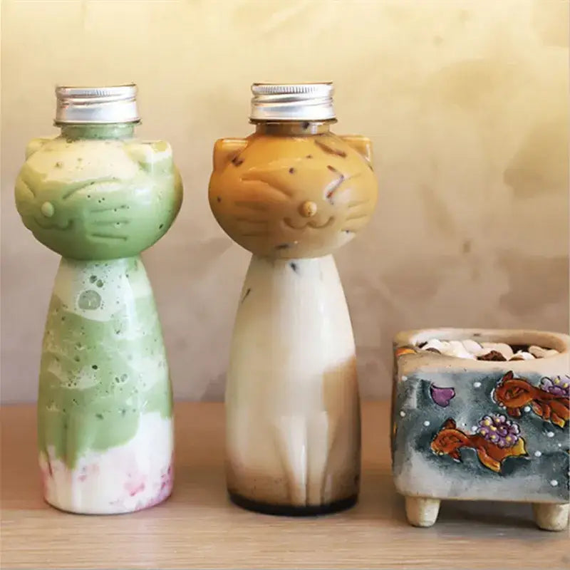 Cute cat beverage bottle for kitchen portable coffee and juice cup