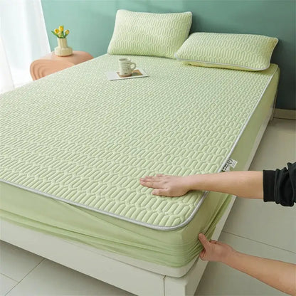 Cute white floral cartoon pattern cooling fitted sheet bedroom