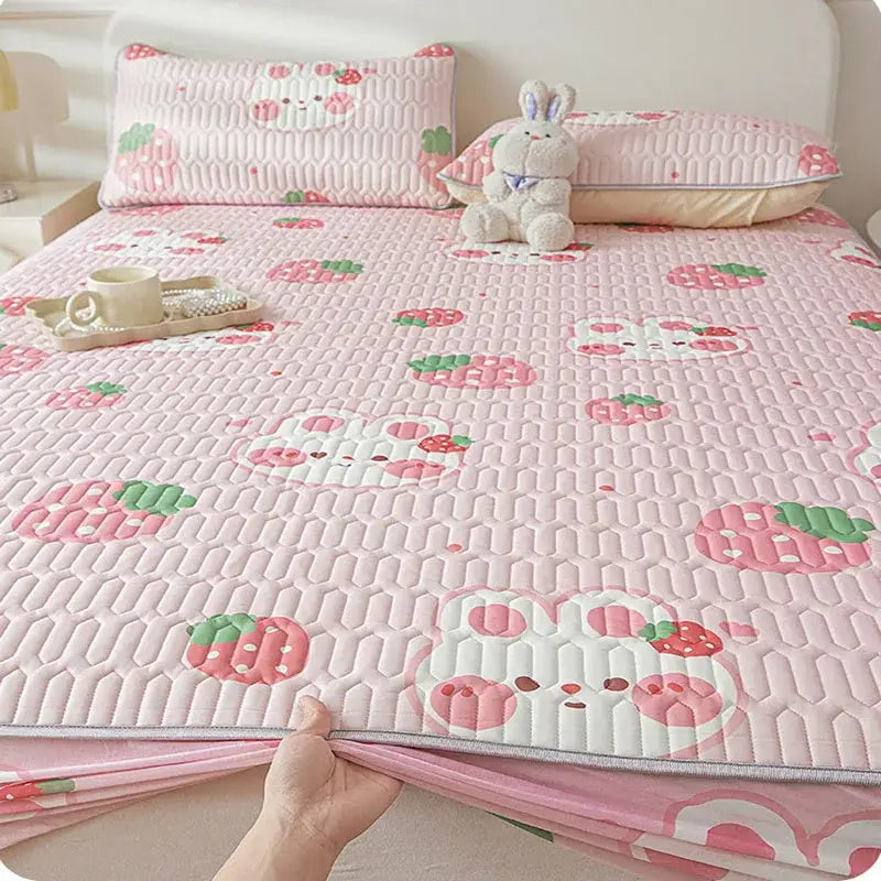 Cute white floral cartoon pattern cooling fitted sheet bedroom