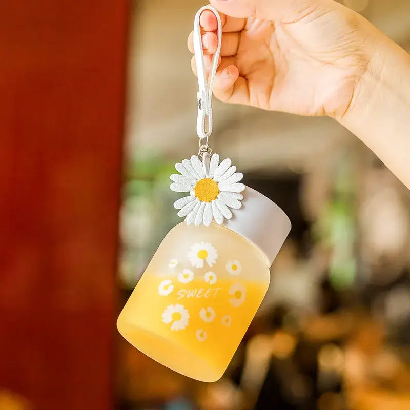 Daisy flower glass water bottle yellow & white kitchen tumbler charm