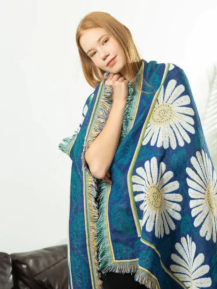 Daisy flower knitted blanket navy & white living room throw
