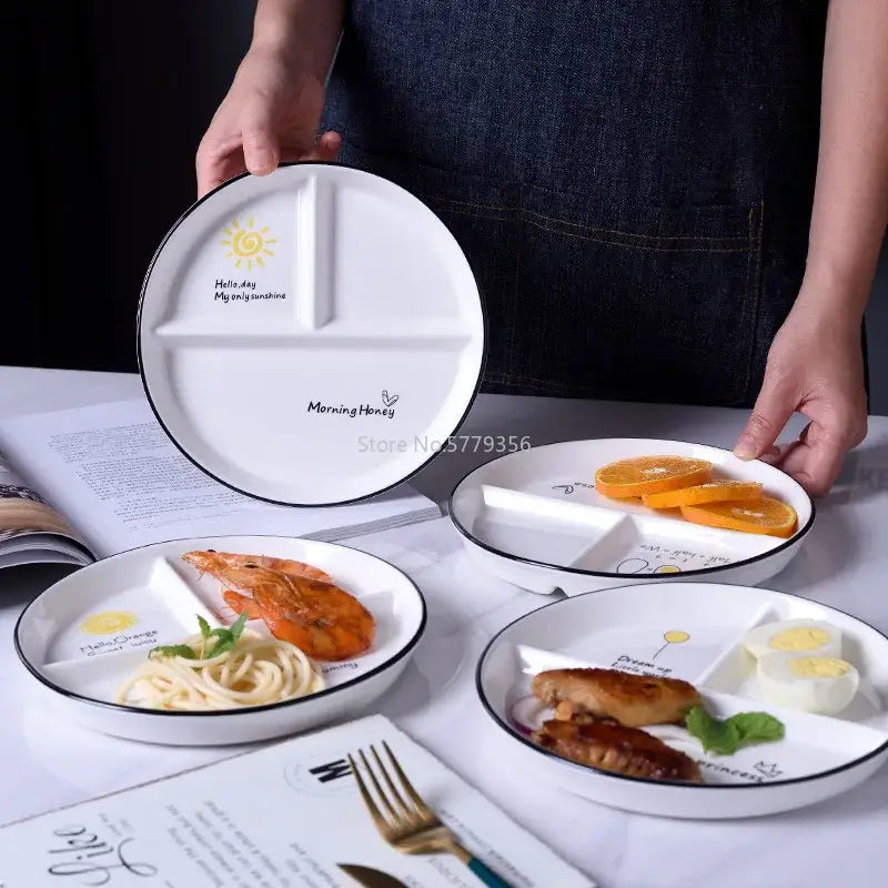 Illustrated white & black round grid plate dining room ceramic dish