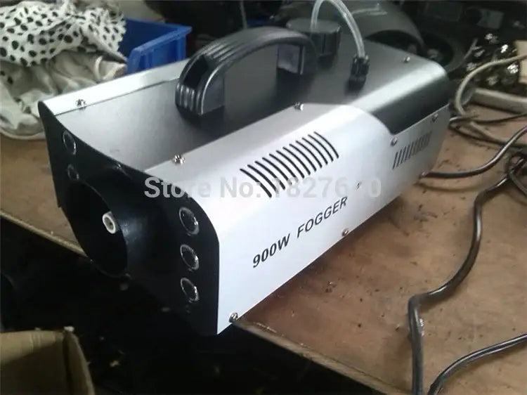 Silver and black 900w rgb wireless fog machine for party room