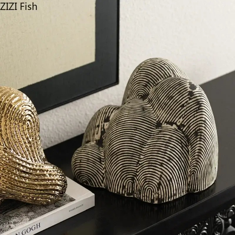 Modern black & white abstract ceramic rockery sculpture ornament bedroom