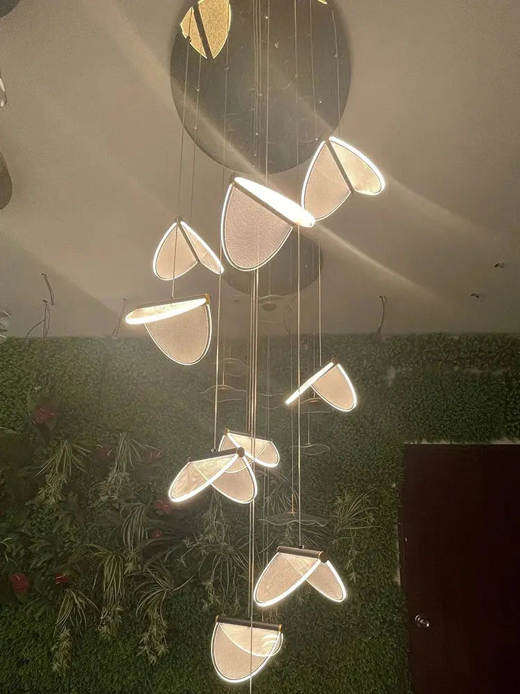 Modern metallic mesh acrylic blade stair chandelier for dining room