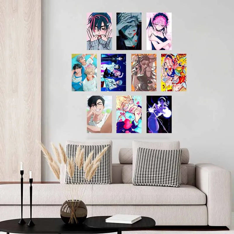 DecorBites™ Alien Anime Photo Cards Collage Set