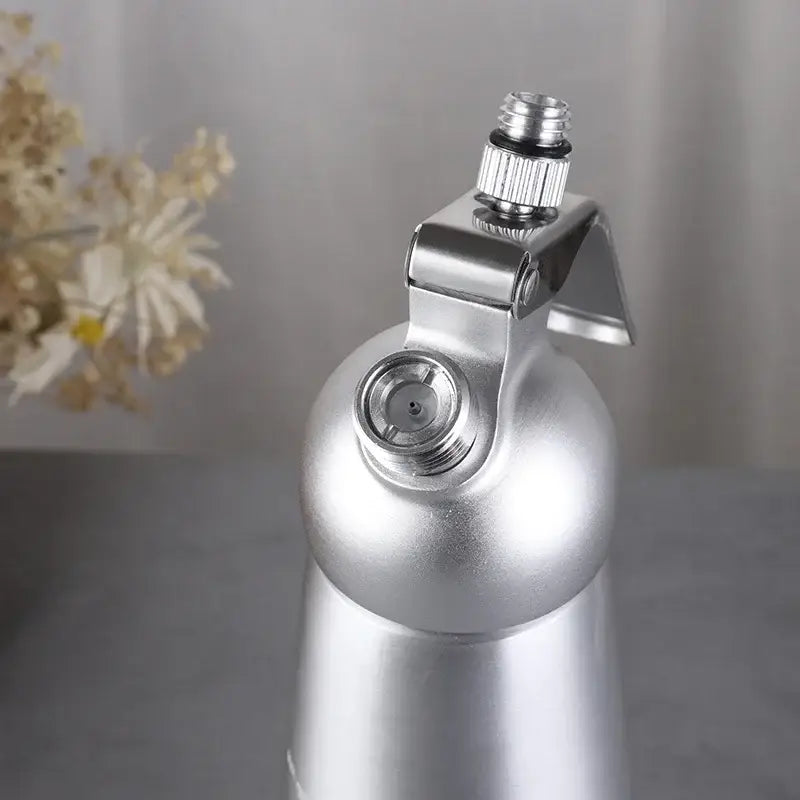 Silver metallic aluminum cream gun chantilly siphon kitchen tool