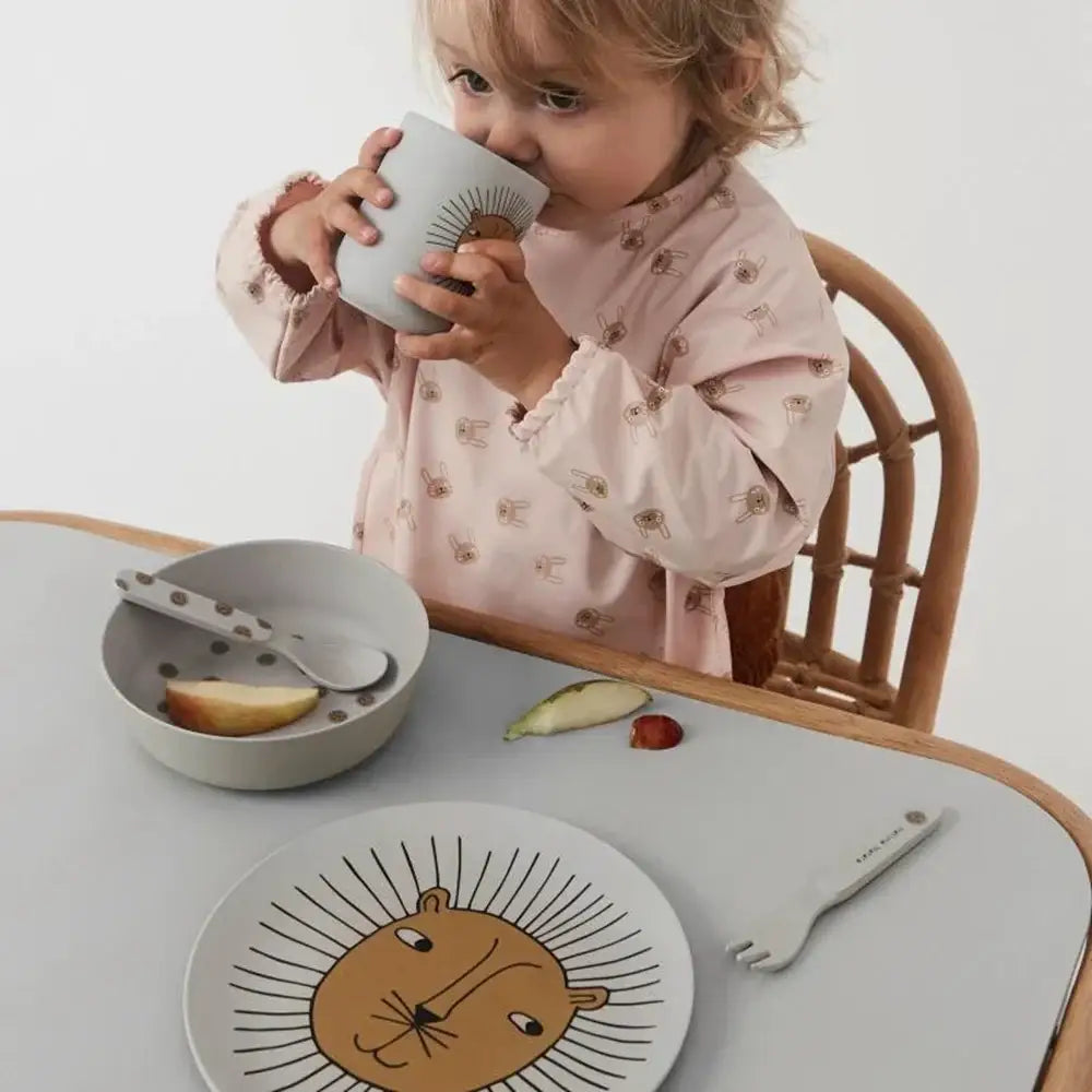 Pastel animal print bamboo fiber childrens dinnerware set dining room