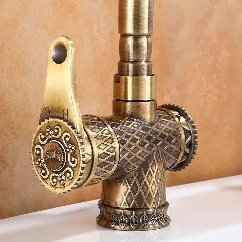 Antique bronze ornate diamond pattern bathroom sink faucet