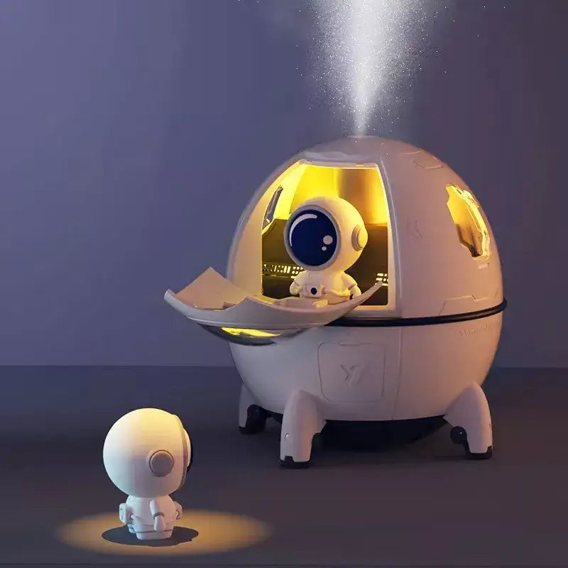 White astronaut air humidifier night light bedroom aroma diffuser