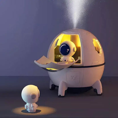 White astronaut air humidifier night light bedroom aroma diffuser